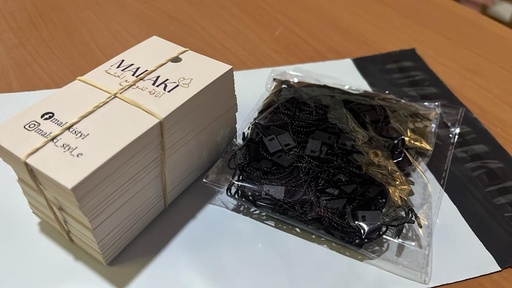 Les étiquettes cartonnées personnalisées